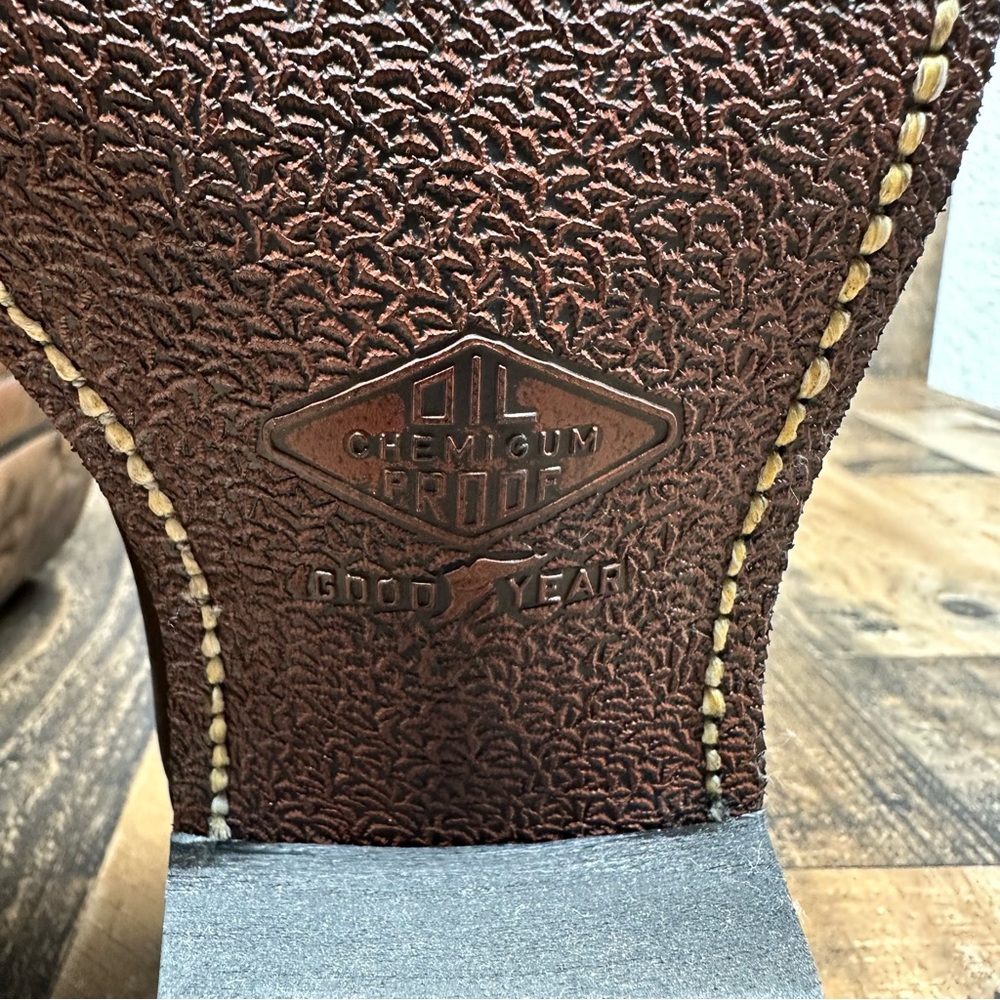 Red Wing 9801-1 USA-made Cowboy Boots, 11D, Excellent Condition - Picture 3 of 14